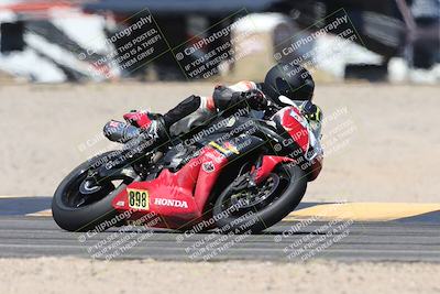 media/Apr-19-2025-CVMA (Sat) [[586b59ad56]]/Race 10-Amateur Supersport Middleweight/